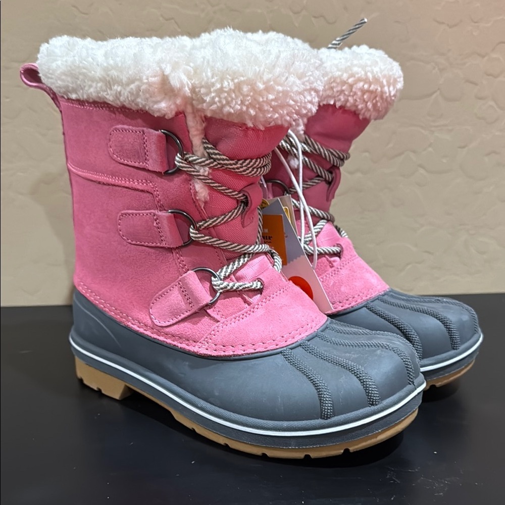 Little girls size 3 pink winter boots. Waterproof. New with tags. Cat & Jack.